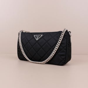 프라다 포코노 퀼팅 미니 체인 크로스백 블랙 1BH026 2AS3 F0002