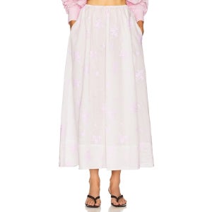 리볼브직영몰 Helsa MIDDAY SKIRT IN CHERRY BLOSSOM EMBROIDERY 스커트 Midi