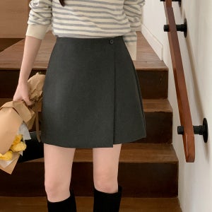 심플 베이직 버튼 랩 미니 스커트 sk7495