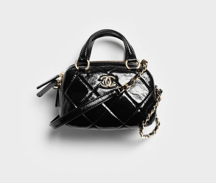 샤넬 Coco Neige 2025/26 Collection Mini Bowling Bag
