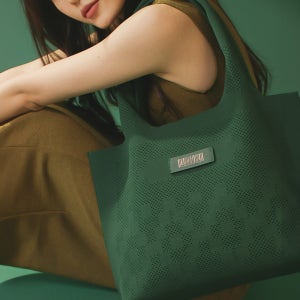 다이아 니트 쇼퍼백