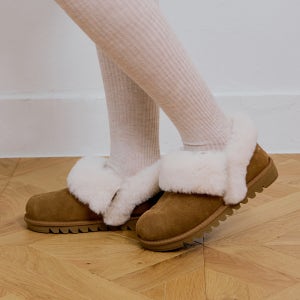 [베어파우] CAROLINE 양털 슬립온 (2color)