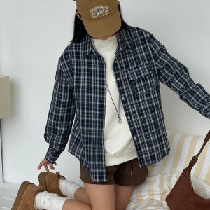 가을 루즈핏 체크 셔츠 남방 데일리 데이트룩 감성 캐주얼 긴팔레더 룩