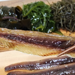 아제밥상 포항 구룡포 제철 꽁치 과메기 야채세트