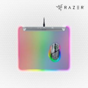 레이저코리아 파이어플라이 V2 프로 팬텀 화이트 에디션 RGB 게이밍 마우스패드