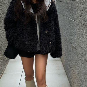 루즈핏 페이크퍼 자켓 보송한 뽀글이 숏자켓 겨울 데일리 아우터