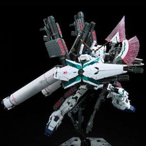 RG [30] 풀아머 유니콘 건담 RX-0 「기동전사 건담 UC」
