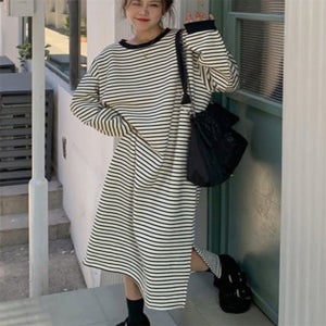 가을 여성 롱원피스 줄무늬 체형커버 빅사이즈 편안한 주부 기모 오버핏 스트라이프