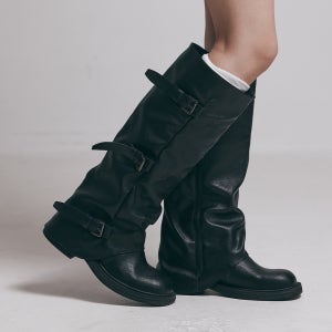 세인트새틴 바르크 소가죽 폴딩 버클 롱 부츠 2color