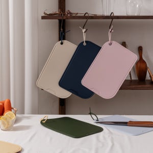 파크업 국산 플래티넘 실리콘 도마 6T 물홈형 칼집방지 미끄럼방지 주방 캠핑 도마