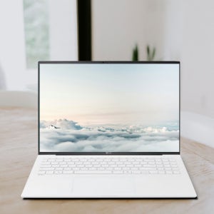 LG 인텔 그램16 애로우레이크 U5-225H DDR5 16GB Gen4 512GB 윈도우11홈 16Z90T-GAFWK 화이트색상