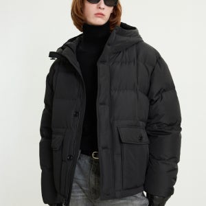 티엔지티 Karakoram Short Goose Down Jumper (Black) TNJU5F208BK