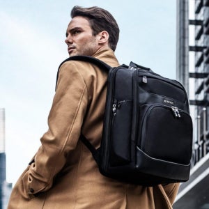 에버키 비즈니스 남성 남자 17인치 기능성 노트북 백팩 직장인 출장 여행 가방 132S17