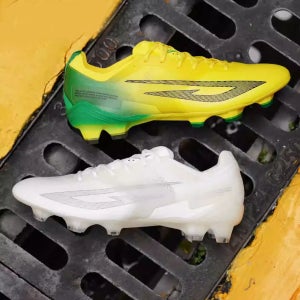 소키토 축구화 스쿠데타 FG 천연잔디용 2컬러 372429