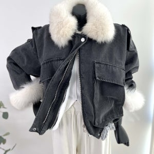 밍크 2온스 보아퍼 리얼폭스 루즈핏 흑청 데님자켓 25W