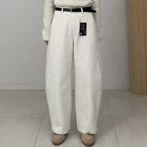 화이트 커브드 팬츠 와이드 커브 팬츠 하비바지