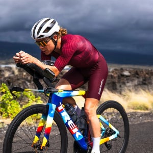 ZOOT Ultra Tri P1x Racesuit 여성용 철인3종 (원피스)경기복 - Burgundy