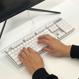 손목이편한 키보드 팜레스트 투명 아크릴 키보드 받침대