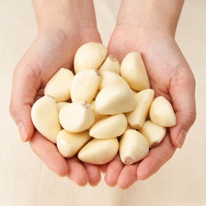 대끼리네 국내산 꼭지제거 깐마늘 5kg 소 중 대 1kg 2kg 3kg 경북 영천 산지직송