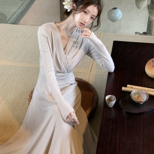 마드모아젤 크로스 플리츠 롱 원피스 2color