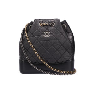 [새상품] 샤넬 A94485 가브리엘 백팩 스몰 빈티지 카프스킨 블랙 골드 실버