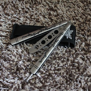 드래곤 무나사 발리송 뼈리송 나이프 연습용 버터플라이 접이식 칼