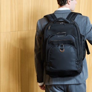 에버키 남성 남자 17인치 기능성 노트북 백팩 직장인 출장 여행 가방 122B