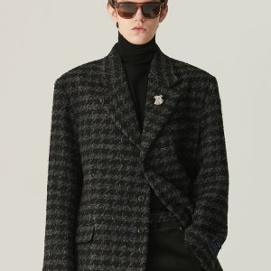 [비욘드클로젯] 로우 엣지 트위드 자켓 블랙