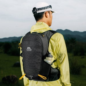 오니지 경량 등산가방 방수 트레킹 백팩 18L 클레버 V18