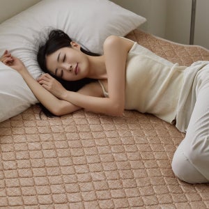 한일의료기 코지 골드 워셔블 탄소매트 전기매트 전기요 캄본 캠핑 전자파없는 싱글 더블 헤링본