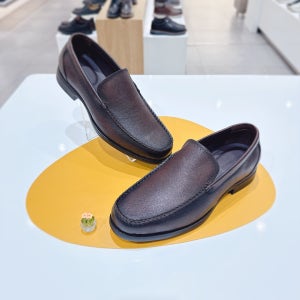 소다 남성 구두 심플라인 컴포트화 로퍼 SHMM528