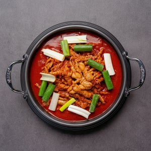 [닭발만찬] 국물닭발 무뼈 650g