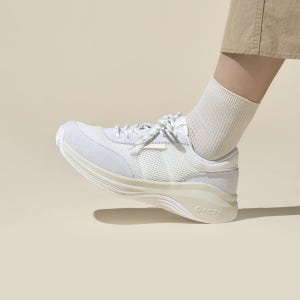 액트플러스 얼라인트레이너 페일아이보리 발편한 신발 운동화