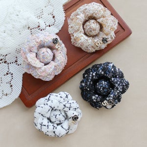 트위드 까멜리아 샤샤 꽃 브로치 국내제작 코사지 집게핀 옷핀