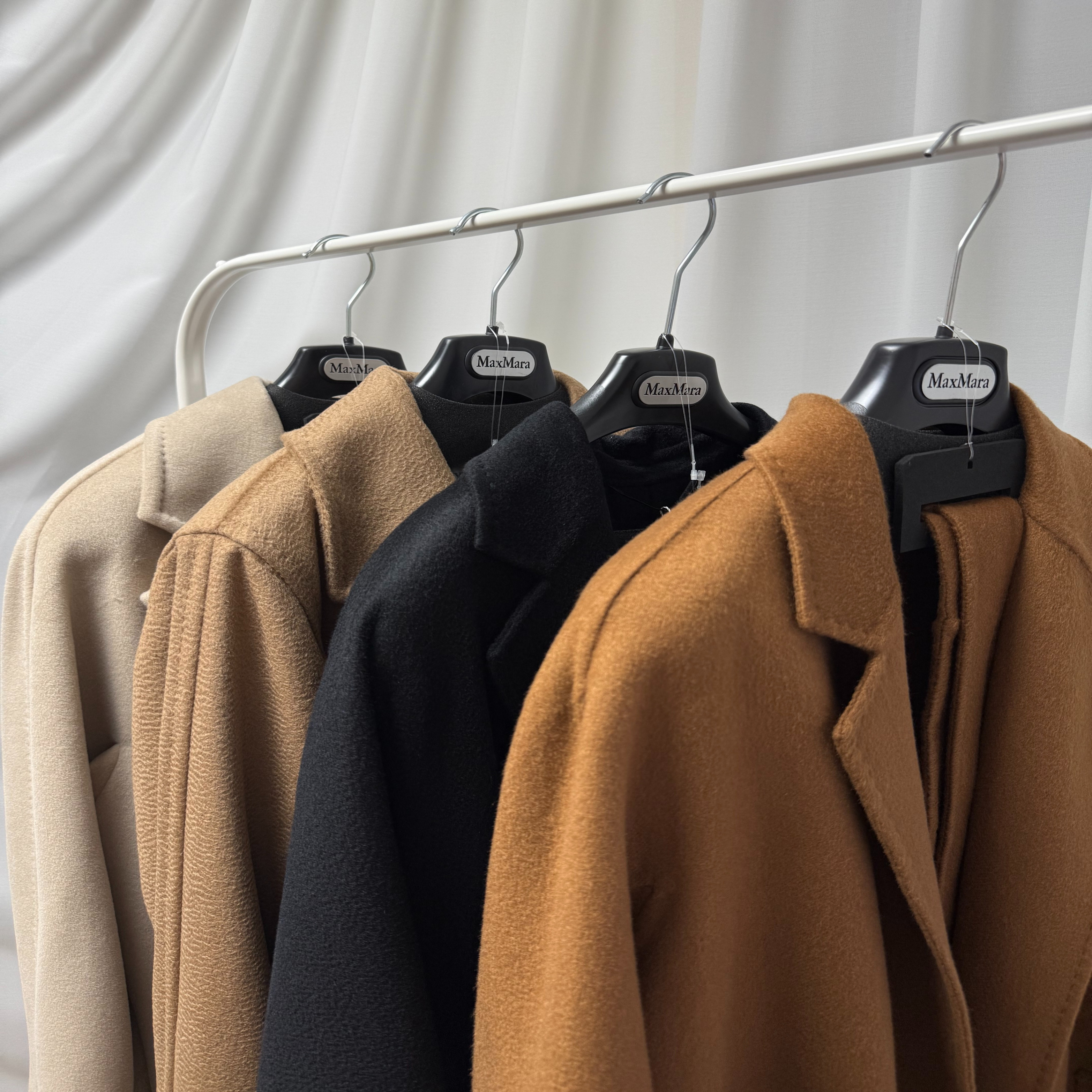 [국내] 막스마라 코트 아이콘 여성 캐시미어 마담 마누엘라 루드밀라 25FW 카멜 블랙