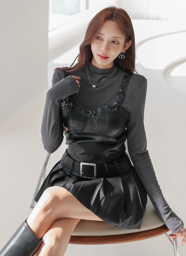깜장오리 플레르 레더 백밴딩 뷔스티에 탑