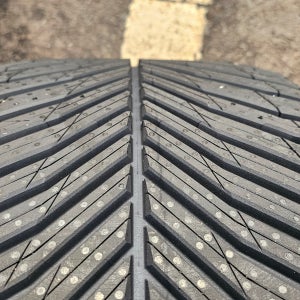 미쉐린 크로스클라이밋2 235/45R18 올웨더 타이어 소나타 K5 수원 당일장착가능