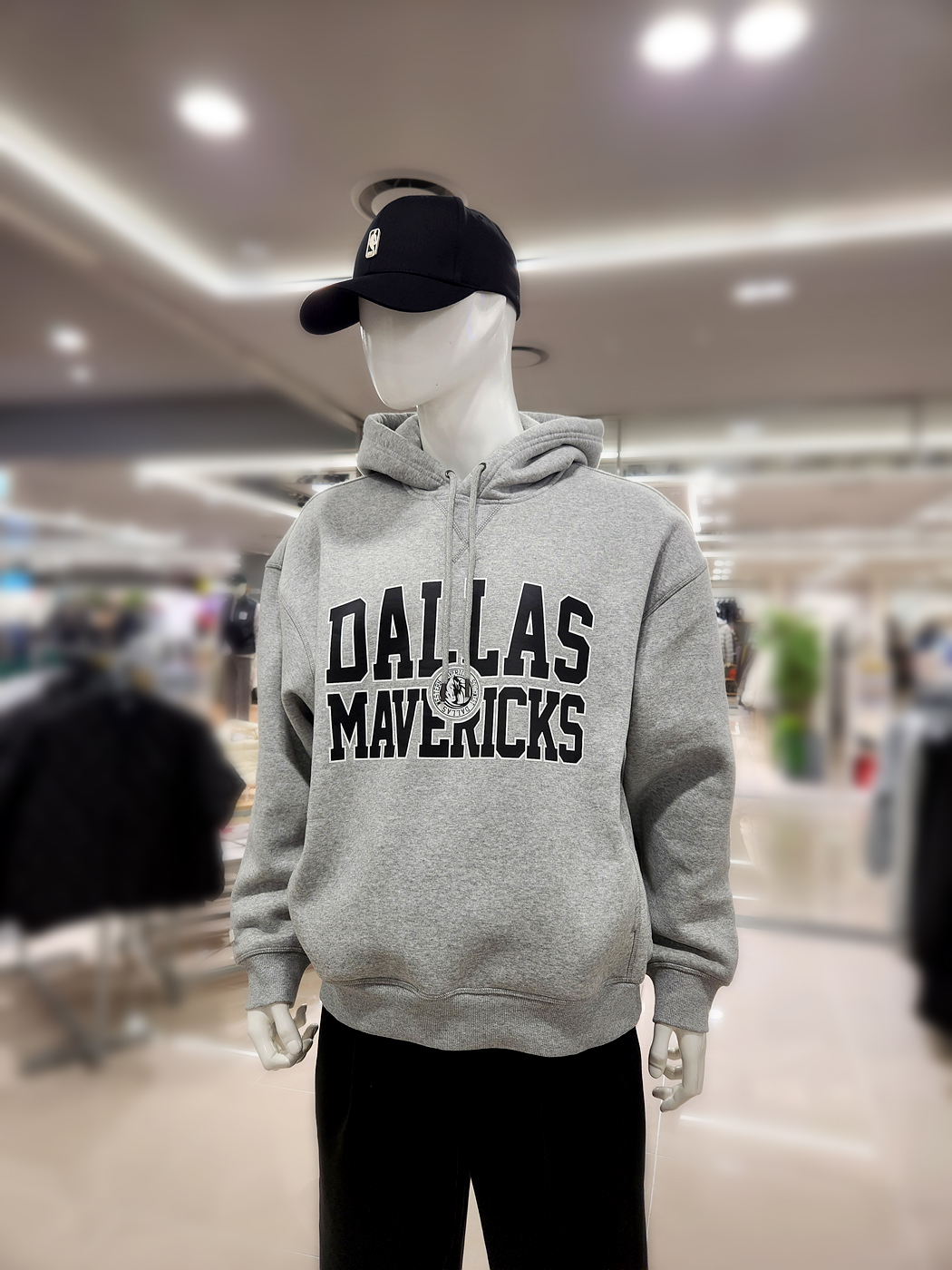 [NBA] 남녀공용 DAL 아치 빅 그래픽 오버핏 기모 후드 티셔츠 N244TH020P