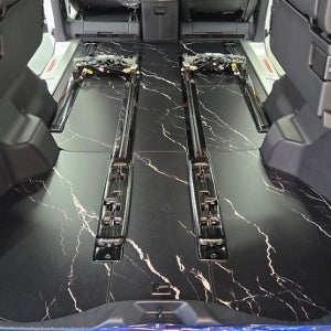 토요타 알파드 대리석 바닥 도어스코프 시공 장착비 포함