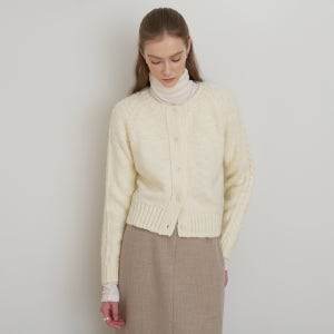 [모멧] [11.28 예약발송] 페브 케이블 니트 가디건 크림