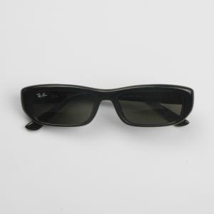 레이벤 RB4436D 55-16 렉탱글 스타일 긱시크 레이벤 선글라스