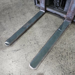 지게차 미끄럼 방지매트 자석부착식 3톤 지게발확장 연장 (지게차 작업 안전 논슬립매트)