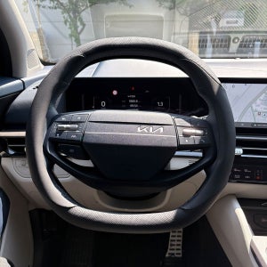 기아자동차더블D컷 호환 EV3 EV4 EV5 EV6 EV9 K8 쏘렌토 핸들커버 2종