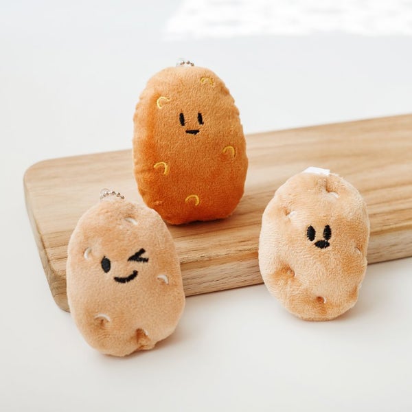 감자 인형 키링 구황작물 야채 하찮은 웃긴 못난이 강릉 우정템
