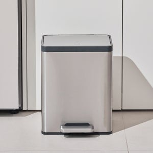 [리퍼] EKO 베이직 12L 무소음 페달 휴지통 주방 인테리어 종량제 냄새차단