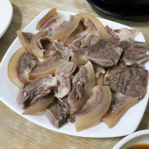 [태운푸드] 한우 소머리 슬라이스 1kg, 3개