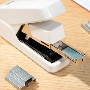 델리 0370SWH 이지 플랫 스테이플러 화이트 121x36x86m 33호침