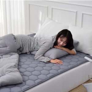 EMF 카본 탄소매트 전자파없는 싱글 1인용 온열 침대 캠핑 여행용 전기장판 겨울 한파