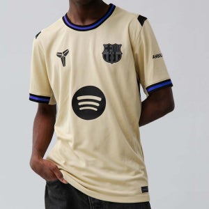 바르셀로나 25-26 어웨이 저지 유니폼 반팔 오피셜마킹 패치 코비브라이언트 라민야말 HJ4603-784