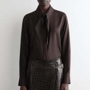 COS 코스 스카프 실크 셔츠 SCARF-DETAIL SILK SHIRT